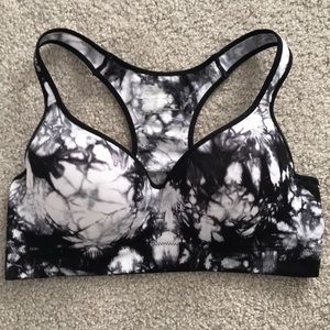 Black & white tye dye sports bra